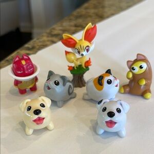 Chubby Puppies, Pokémon, Lost Kitties Hasbro Toy Figures, Mixed Lot of 7